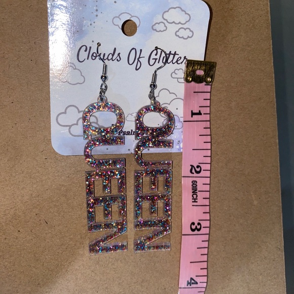 Glittered Queen Dangle Earrings - New - Picture 6 of 6